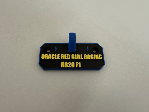 lego-sada-42206-oracle-red-bull-002.jpg
