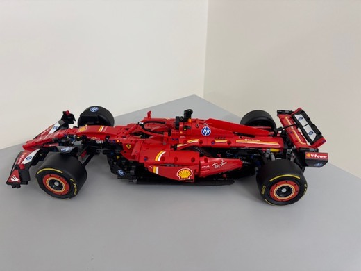 lego-sada-42207-ferrari-003.jpg